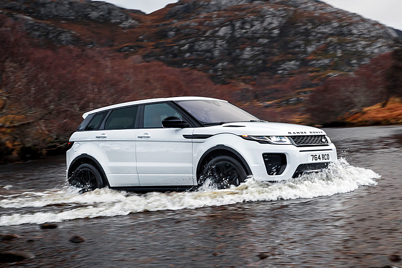 レンジローバー イヴォークの走行イメージ