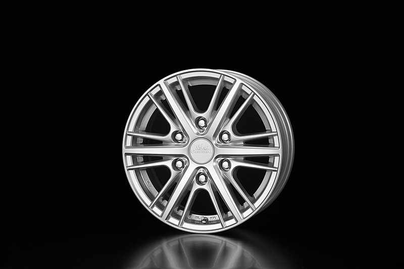 15インチアルミホイール「グランヴァード HC1」＆ナットセット：5万2000円/1台分（税別）