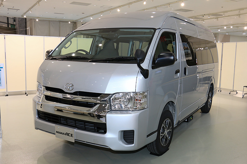 レジアスエース バン DX スーパーロング（4WD）