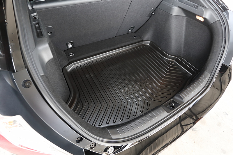 トランクトレイ