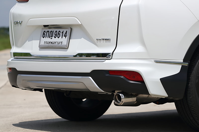 リアバンパープロテクター、リアエアロバンパー、テールゲートガーニッシュなど