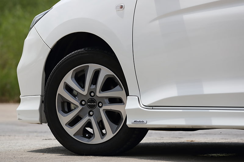 サイドアンダースポイラー