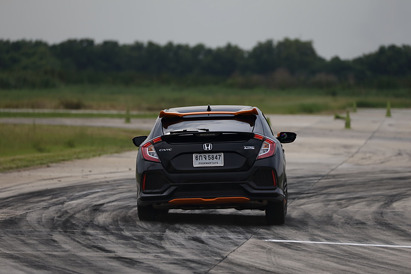 土屋氏が操るシビック