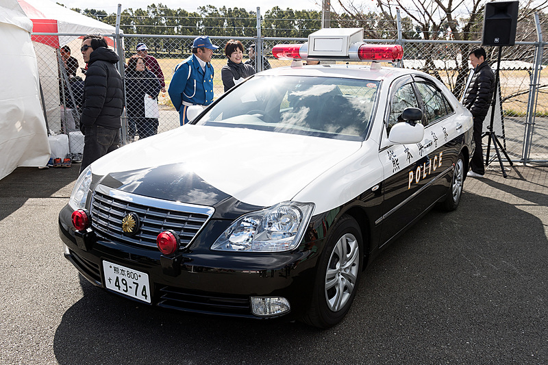 熊本県警もイベントに参加。パトカー＆白バイを展示