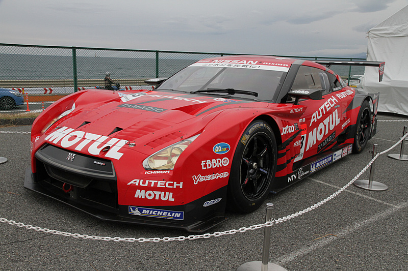 オーテックがサポートする「MOTUL AUTECH GT-R」