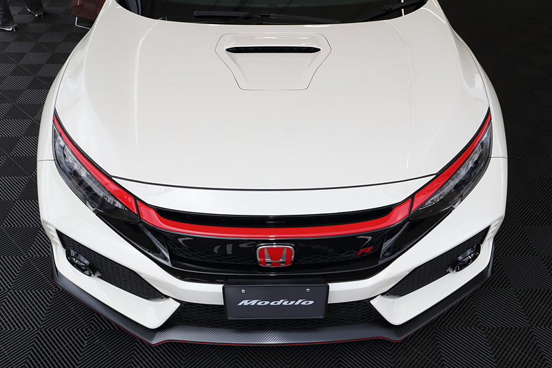 機能的にも外観的にもインパクトのあるModuloパーツ。とくにレッドのパーツは目立つようで、すぐにノーマルと異なることに気がつく人が多かった