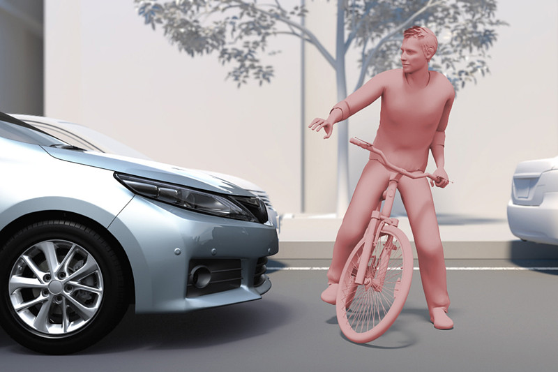 「PCS（プリクラッシュセーフティ）」の自動ブレーキは、自転車や夜間の歩行者などにも作動するようになる