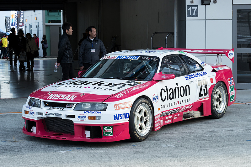 NISMO GT-R LM（1996）とNISMO GT-R LM（1995）