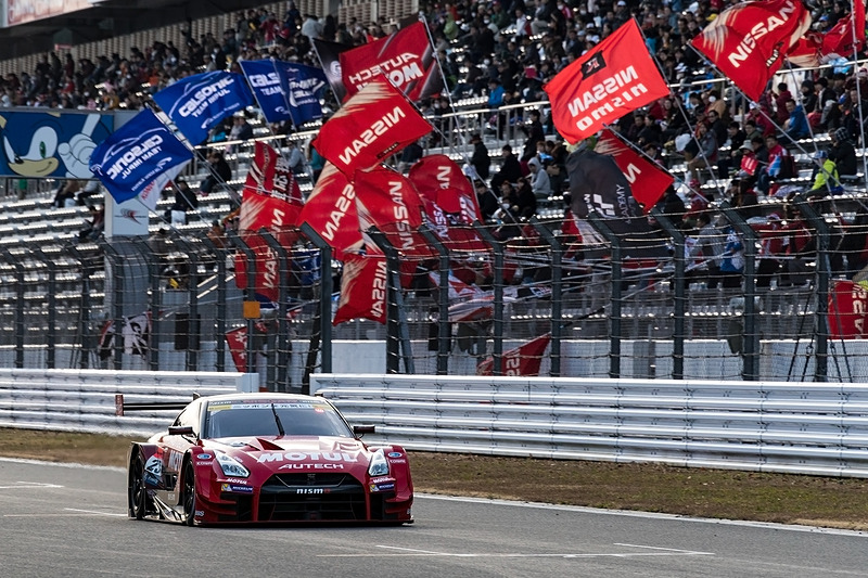 MOTUL AUTECH GT-R（2017）