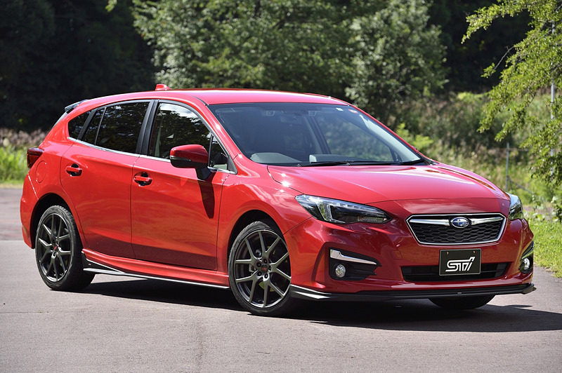 インプレッサ スポーツ「2.0i-S EyeSight」をベースに「STIパフォーマンスパーツ」を装着した試乗車