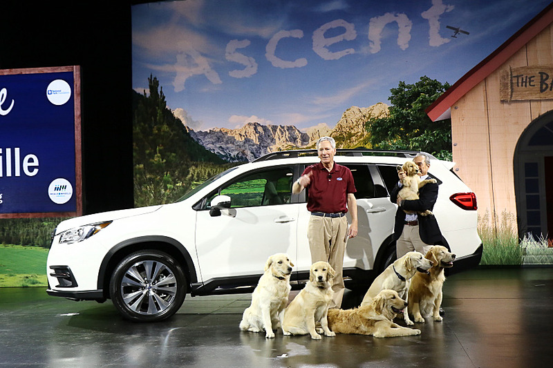 スバルの現地法人であるスバルオブアメリカ（SOA）で社長を務めるトム・ドール氏もプレスカンファレンスでスピーチを行なった