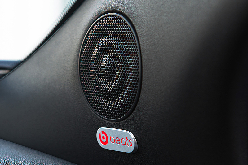 Beats Audioプレミアムサウンドシステムを採用するインテリア