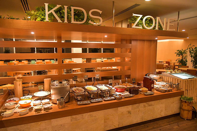 子供が好きなお料理を揃えたコーナも