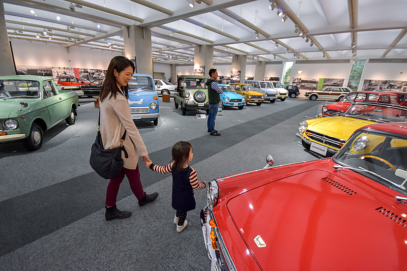 普段はなかなか見られないクルマたちに和奏は刺激を受け、私たちは懐かしい話に花を咲かせた