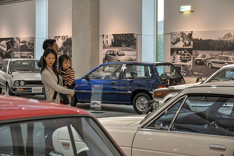 普段はなかなか見られないクルマたちに和奏は刺激を受け、私たちは懐かしい話に花を咲かせた