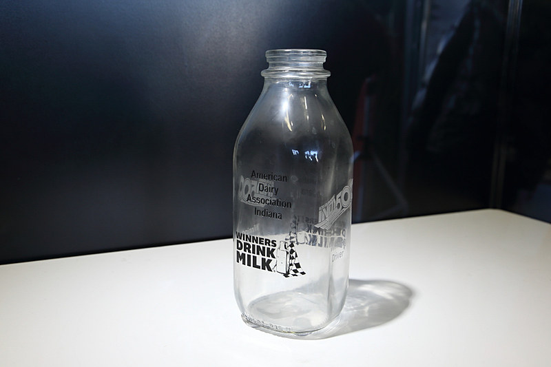 あの牛乳瓶の空き瓶も展示されていた
