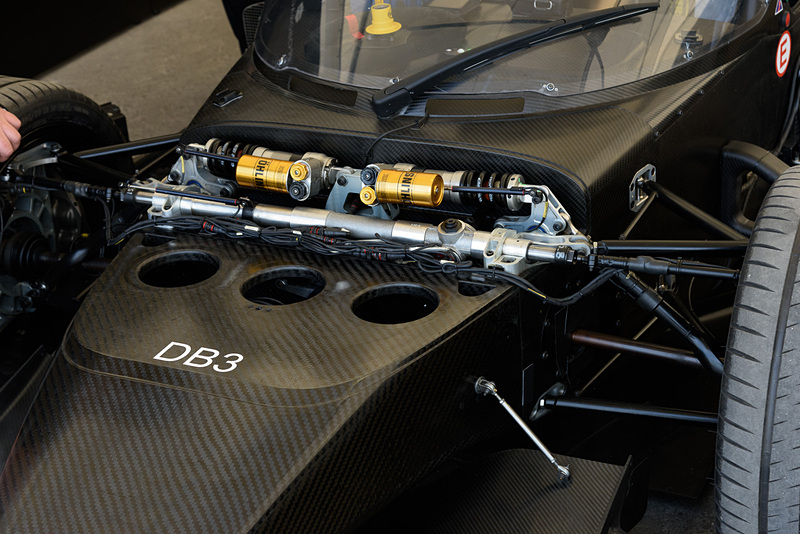 フロントサスペンション