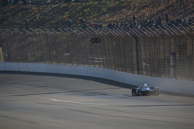 ツインリンクもてぎのオーバルコースにインディカーの勇姿が蘇る
