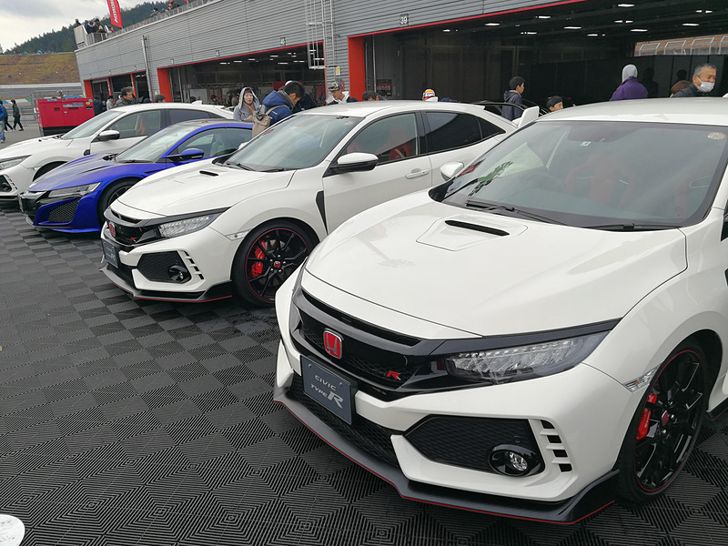 NSXやシビック TYPE-Rが利用されたロードコースの同乗体験走行も行なわれた