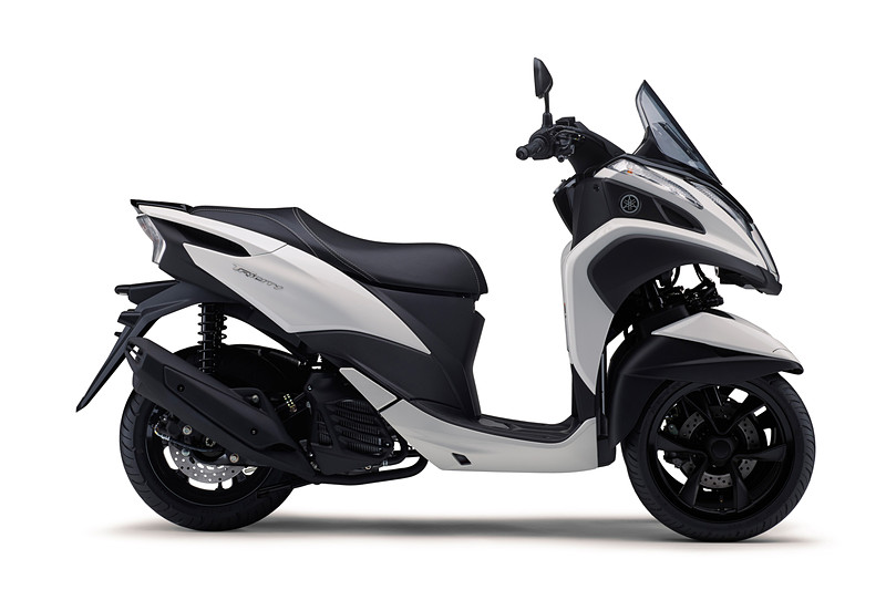 TRICITY 125（ホワイトメタリック 6）