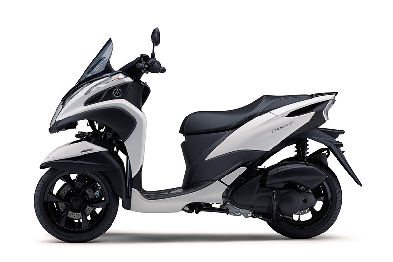 TRICITY 125 ABS（ホワイトメタリック 6）