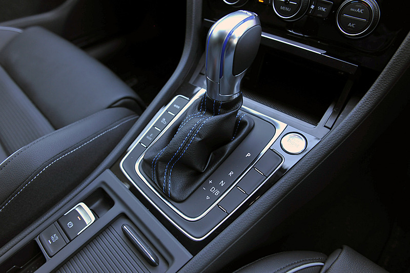 ゴルフ GTEのインテリア