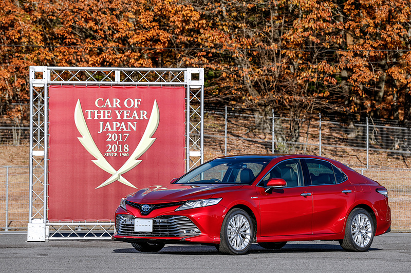 トヨタ「カムリ」