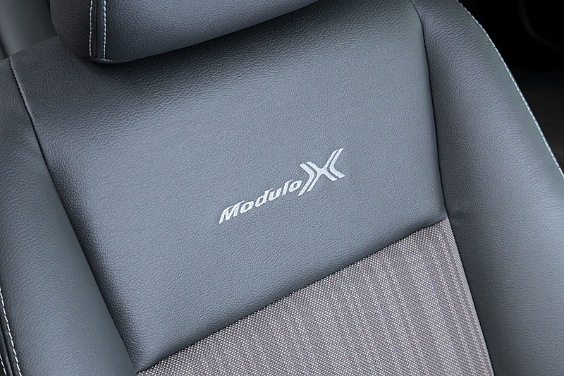 Modulo Xのロゴも