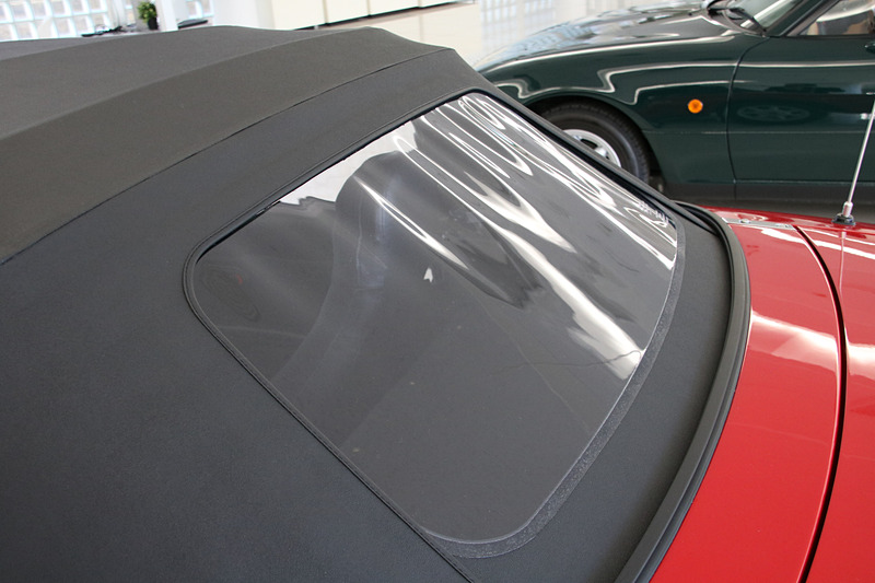 リアスクリーンもクリアに