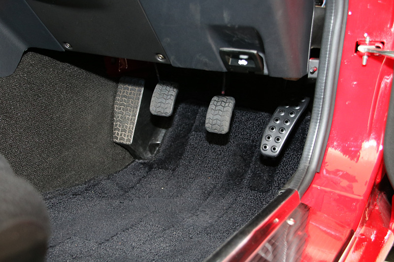 ペダル部分も新しい