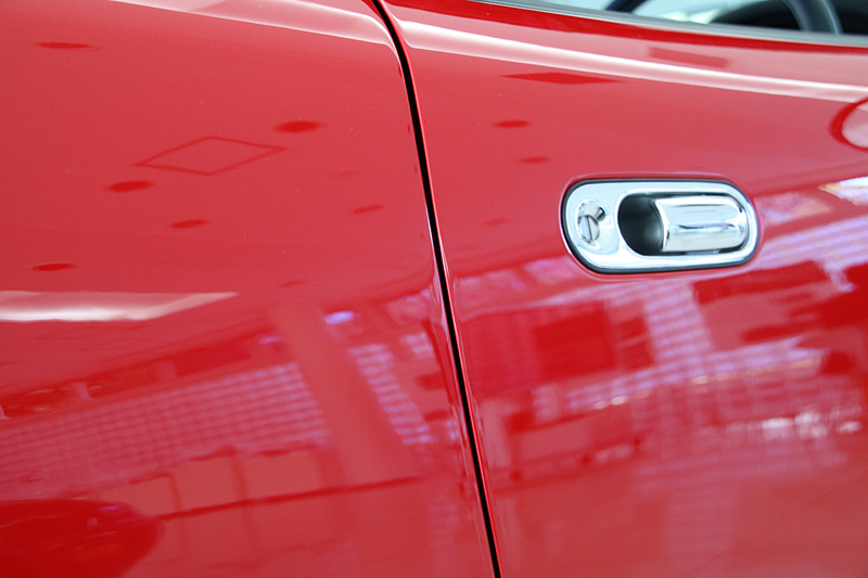 ドアは交換し、ドアの隙間なども設計値になっているか計測して納車される