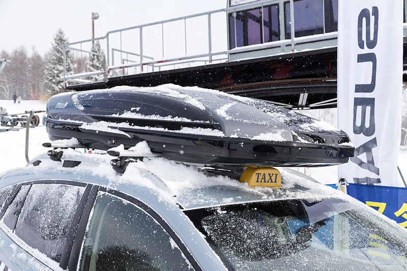 キーとボタンによる2段ロックを採用