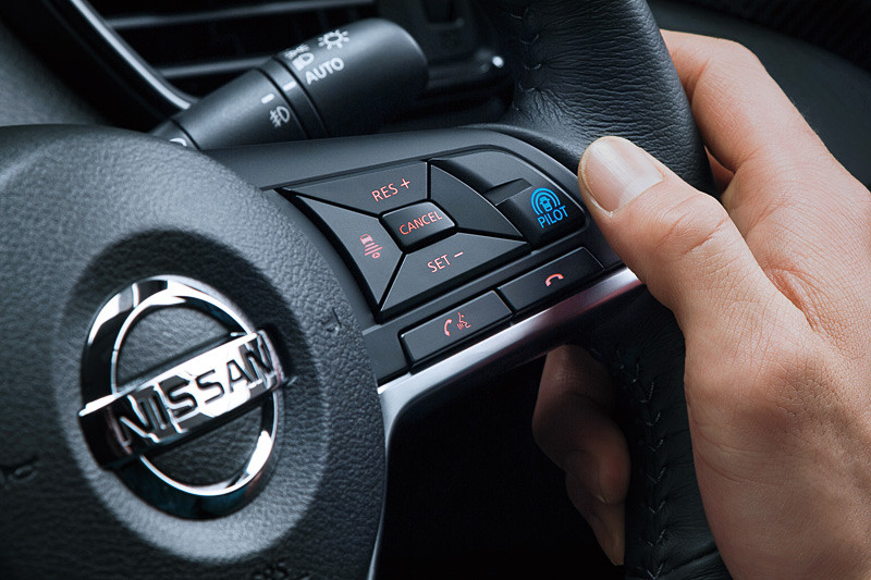 プロパイロットのスイッチ