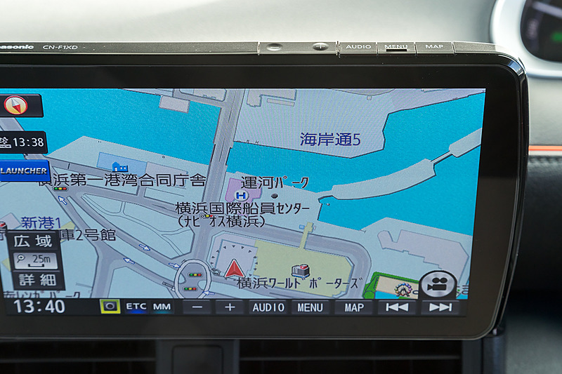 同様の機能を画面下の情報バーにも用意