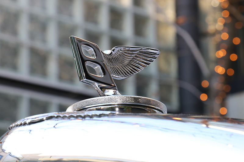 発表会の会場には、1955年式のベントレー Rタイプ コンチネンタルも展示された