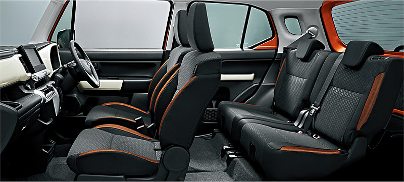 HYBRID MXのインテリア