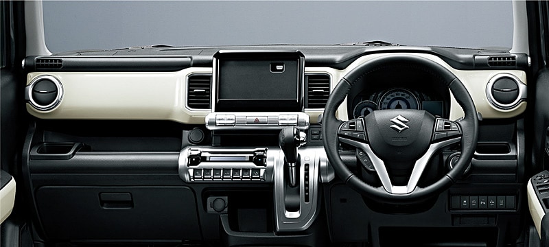 HYBRID MZのインテリア