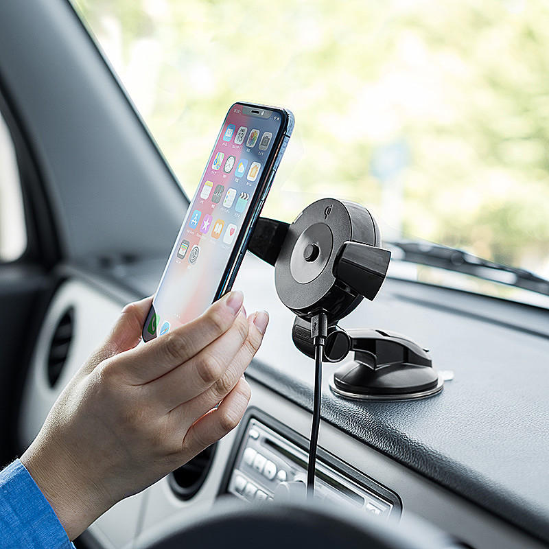 スマートフォンをワイヤレス充電できる「Qi」規格搭載の車載ホルダー「iPhone X/iPhone 8/iPhone 8 Plus/スマートフォン車載ホルダー（Qi充電対応・ダッシュボード取付・ゲル吸盤使用）700-WLC001」