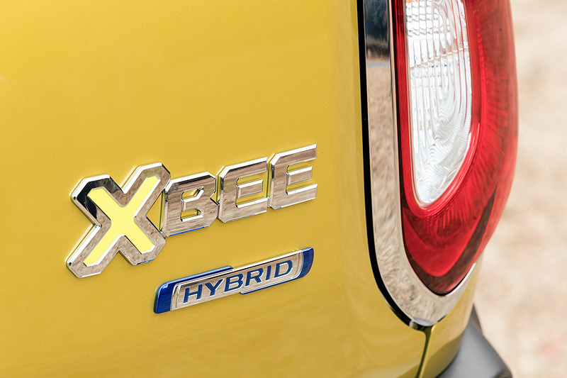 バックドアにバッヂを装着