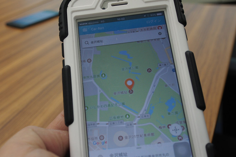 地図で目的地を確認