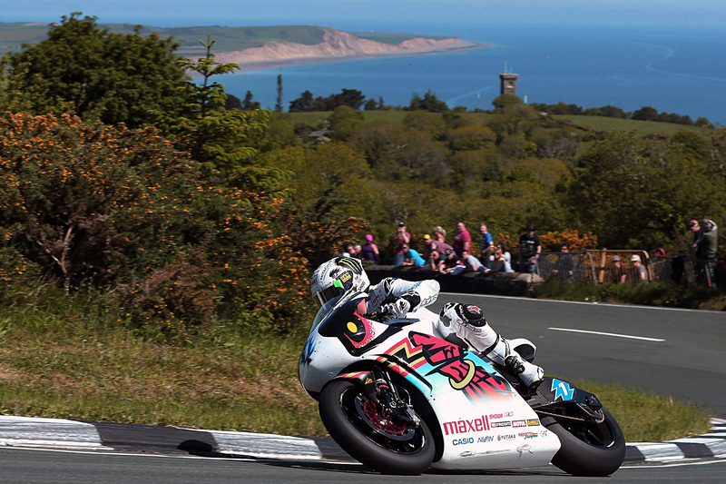 「マン島TTレース」参戦の電動バイク「神電 四」