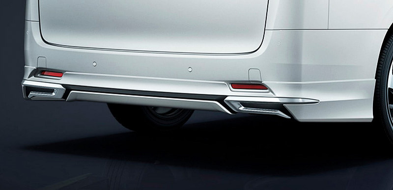 リアスカート（塗装済：5万6160円、素地：4万7520円）