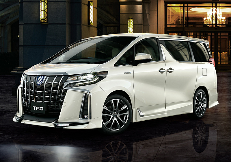 「アルファード」エアロボディの装着イメージ