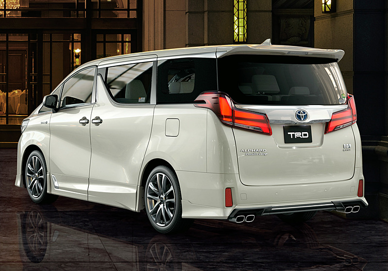 「アルファード」エアロボディの装着イメージ