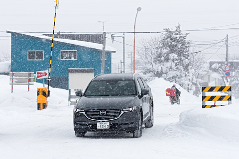 インプレッション】マツダ「CX-8」（車両型式：3DA-KG2P/北海道雪道