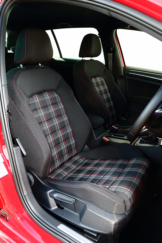 インテリアに大きな変化はない