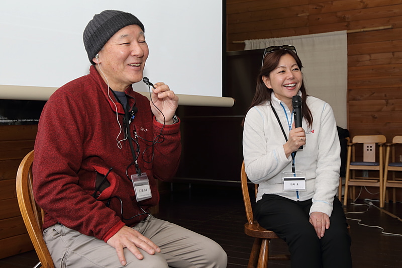 班ごとの質疑応答/休憩時間に、日下部氏と竹岡氏のトークショーも開催。終始リラックスした雰囲気で進行された