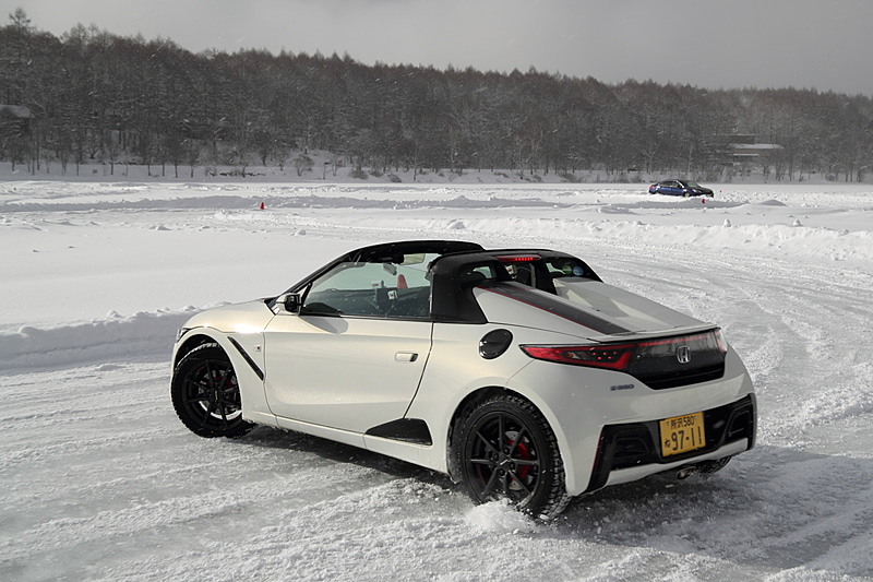 （頼む、止まってくれ。借り物だし……）