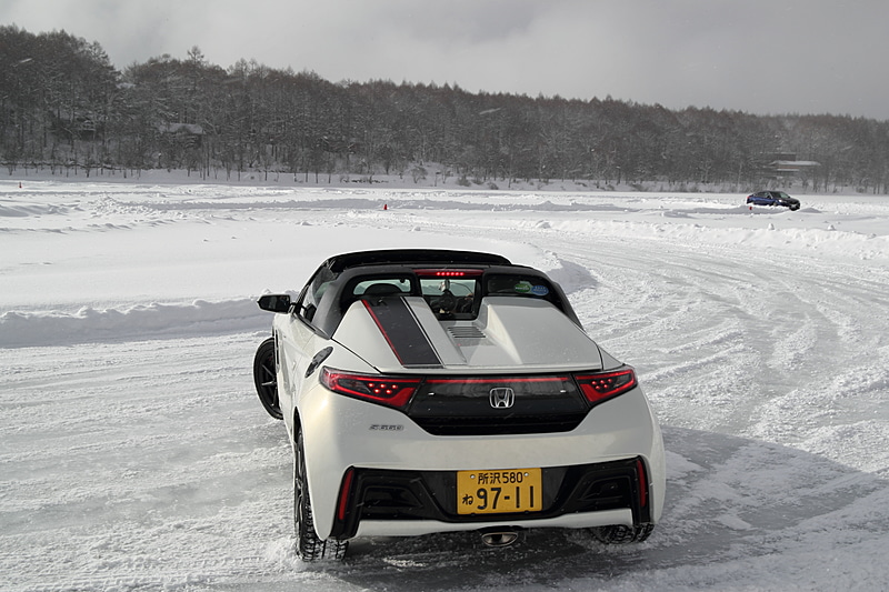 見事に狙いどおり、コースの中央で停止することに成功！（違）