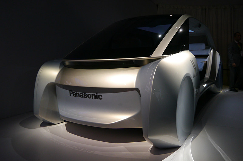 ビジョンシアターでは「Living Space Autonomous Cabin」を展示